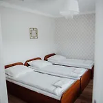 Hostel Goscinne Biala Dama *