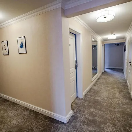 Goscinne Biala Dama Mlawka