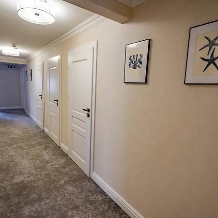 Goscinne Biala Dama Mlawka