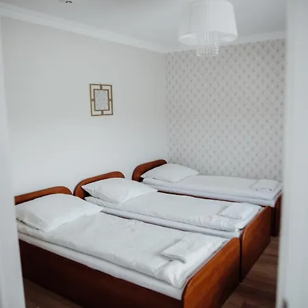 Hostel Goscinne Biala Dama *