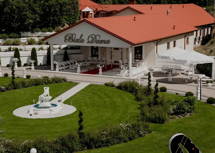 Pokoje Goscinne Biala Dama Mlawka