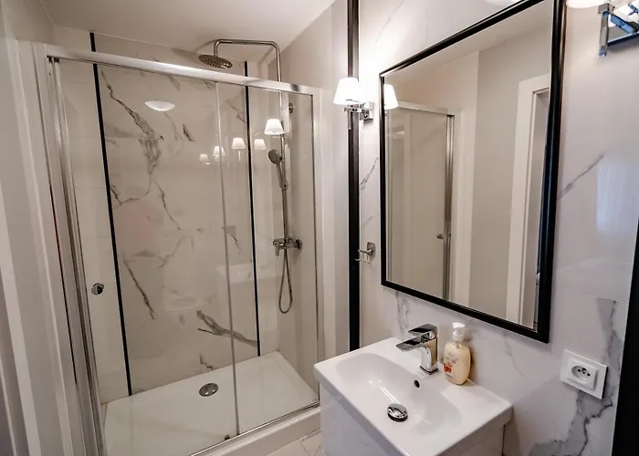 Pokoje Goscinne Biala Dama Hostel