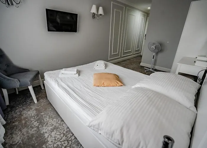 Pokoje Goscinne Biala Dama *