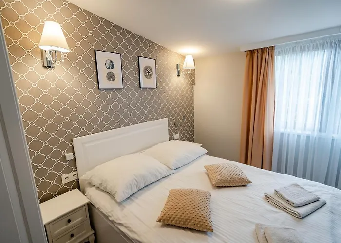 Pokoje Goscinne Biala Dama *